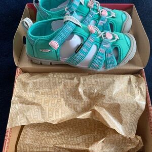 Keen Size 2 Sandals - brand new in box